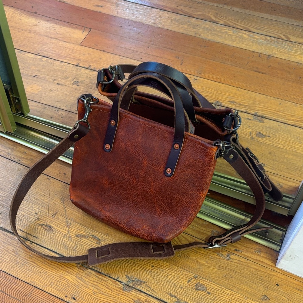 Elegant Brown Leather Bag